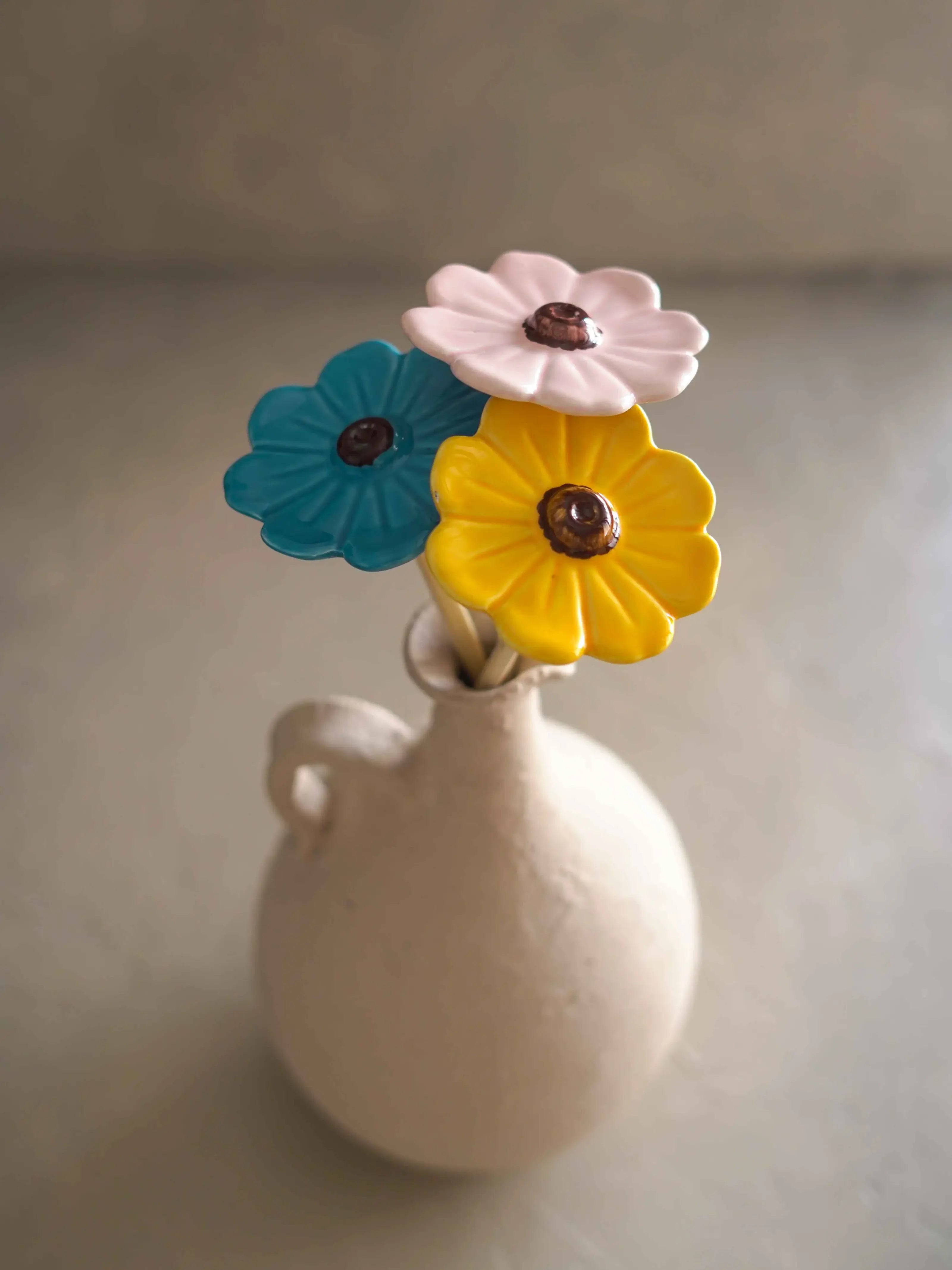 Bouquet of 3 marigold flowers